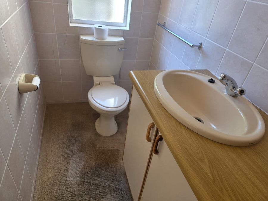  Bedroom Property for Sale in West Bank Western Cape